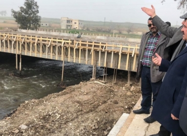 مشروع جسر نهر العاصي على استراد حمص - حماة