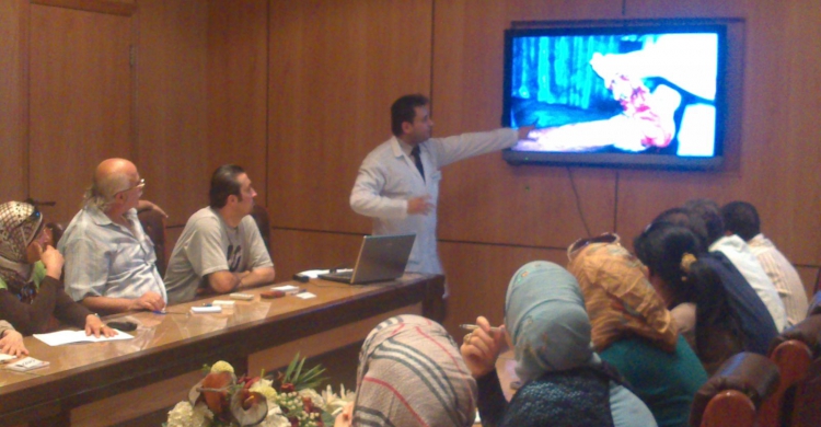 دورة  اسعافات أولية وطب الطوارئ في المؤسسة برعاية المدير العام